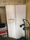 Kenmore side-by-side refrigerator with ice maker and ice & water dispenser on door, great for garage 2nd frig