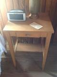 Vintage End Table $ 40.00