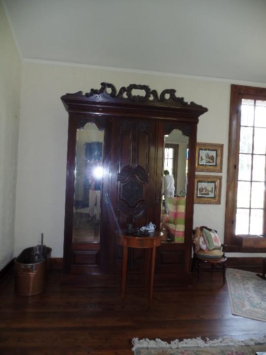 Huge mirrored armoire 