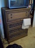 Chest of drawers