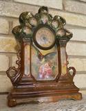 Porcelain mantle clock