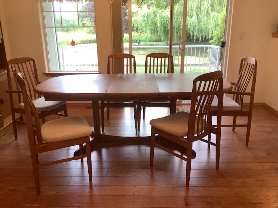 Oak Harbor Estate Online Auction 