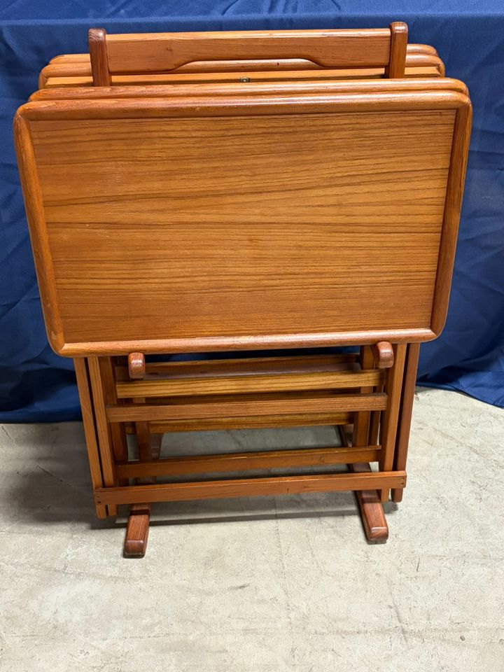 A Collection of Cherished Treasures Marketplace Sale by Paxem