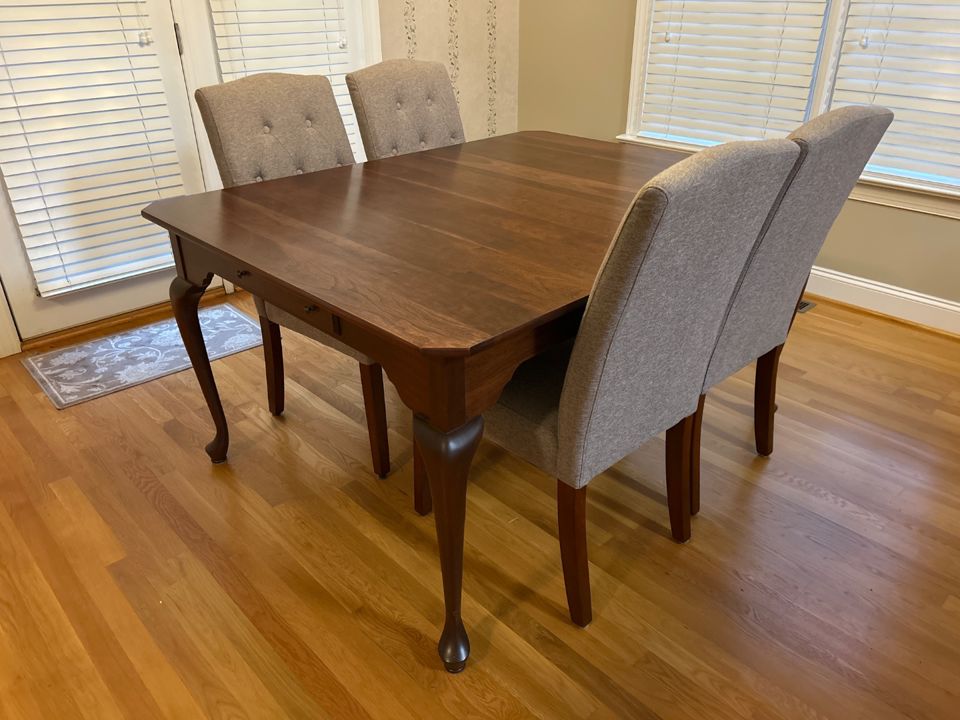 Stoney Creek Moving Sale