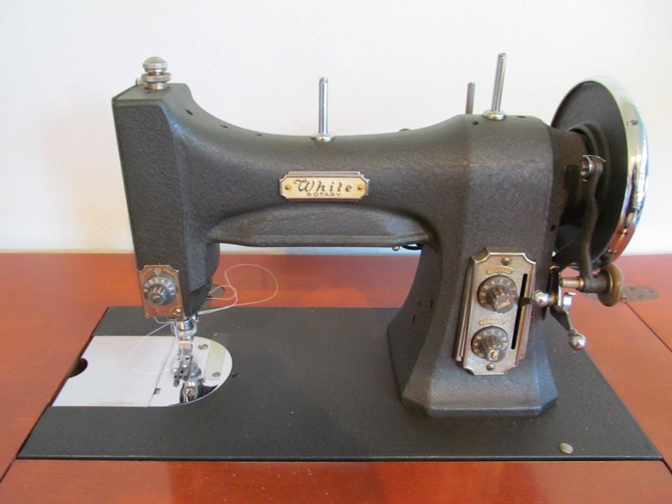 PW Green Antiques Gig Harbor Online Auction