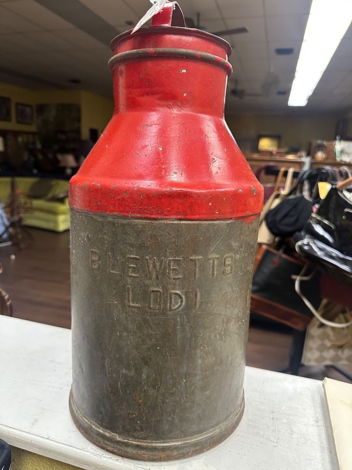 Blewett Dairy LODI memorabilia, small collection.