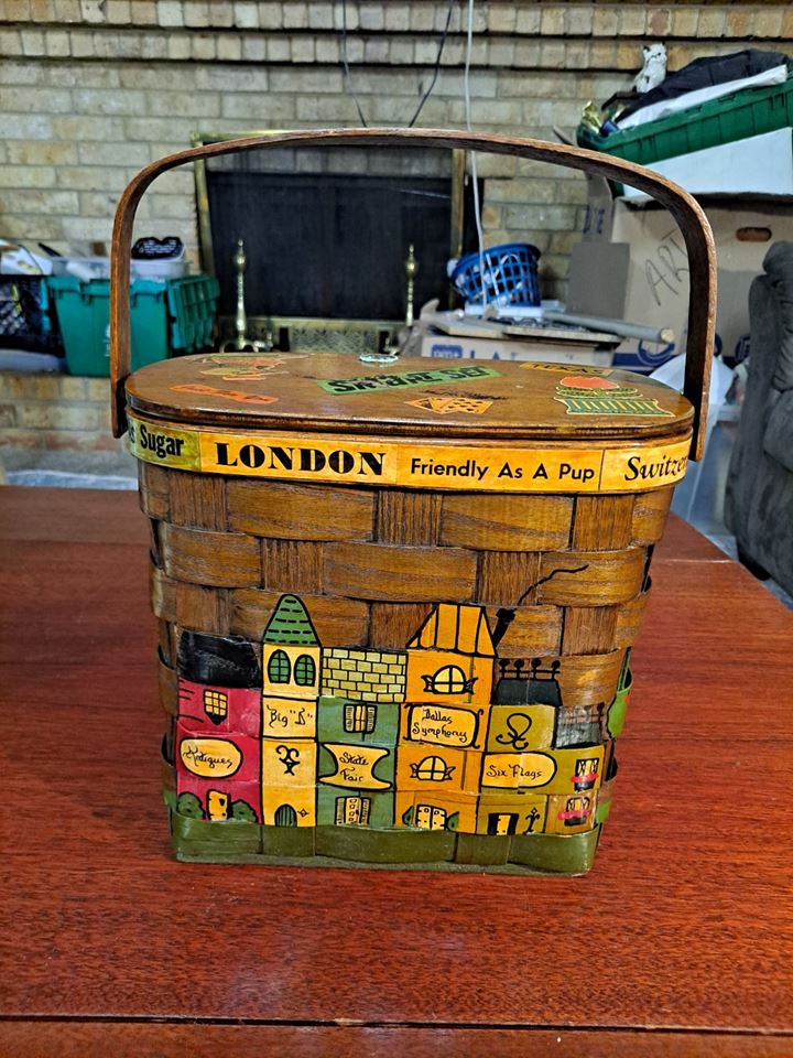 The Vintage and Antique Collector from Little Elm