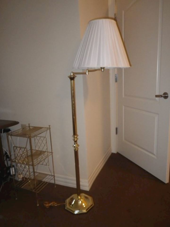 St. Charles Estate Online Auction