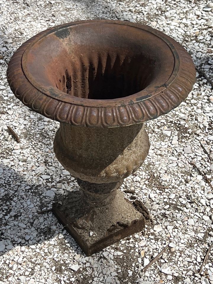Sterling , Outdoor Seating, Planters and Fiesta! May Sale on The Cape!