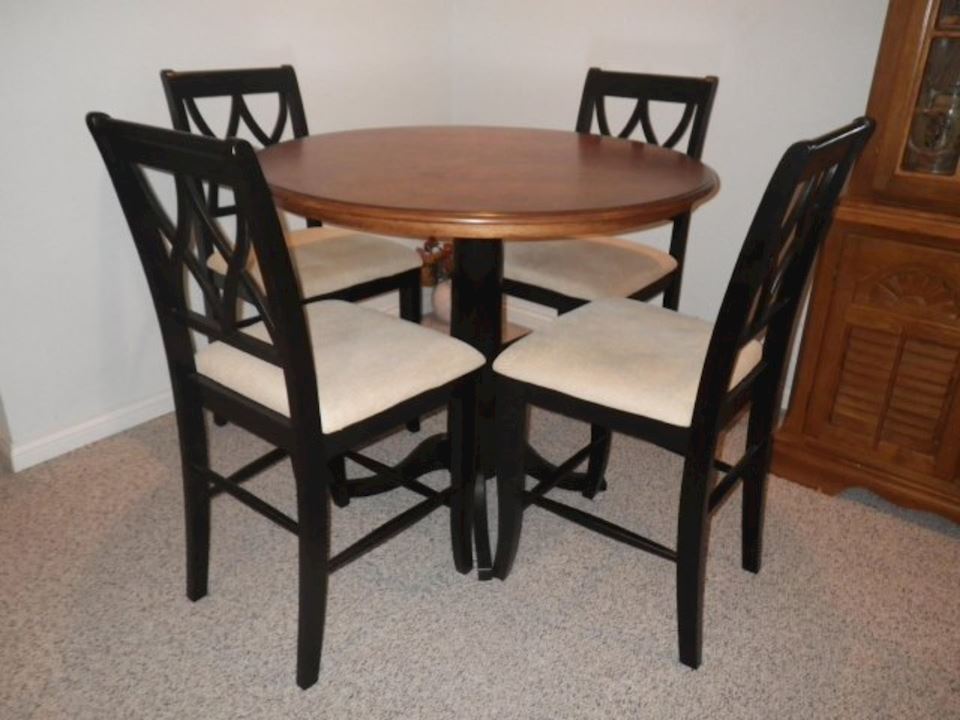 South County Online Sale and Presale