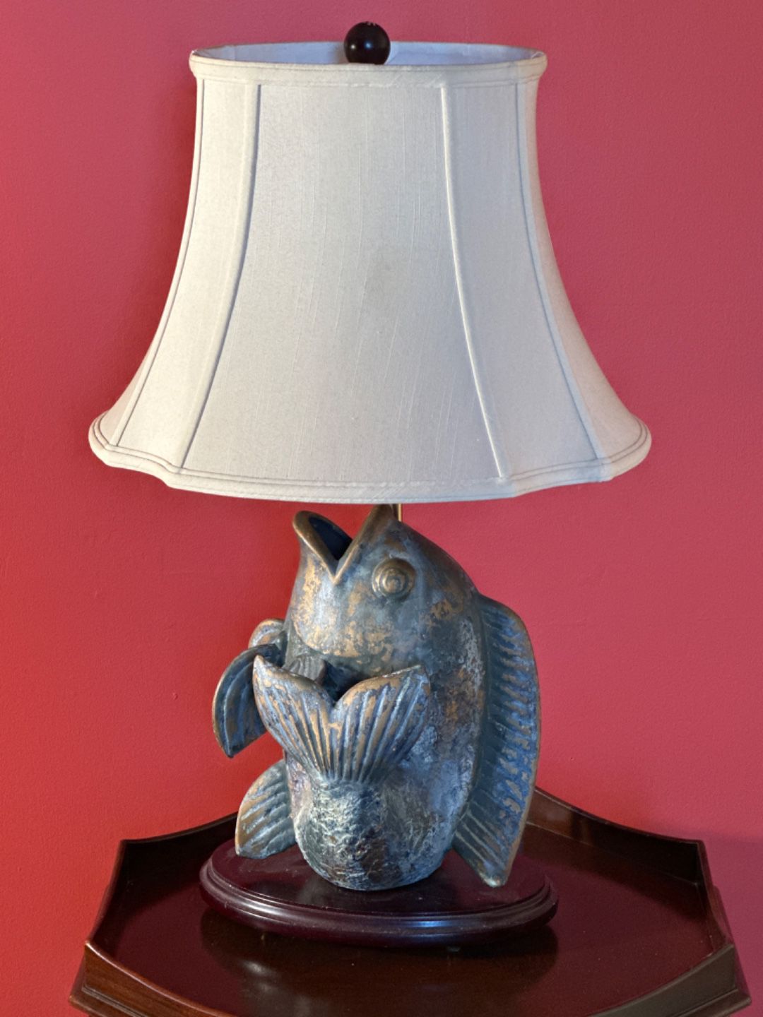 87 Fish Lamp 25 5H Bidding Ends 1 21 21 00 EstateSales NET chestnut-b-house-plan-pre-designed-house-plans-suntel-house-plans