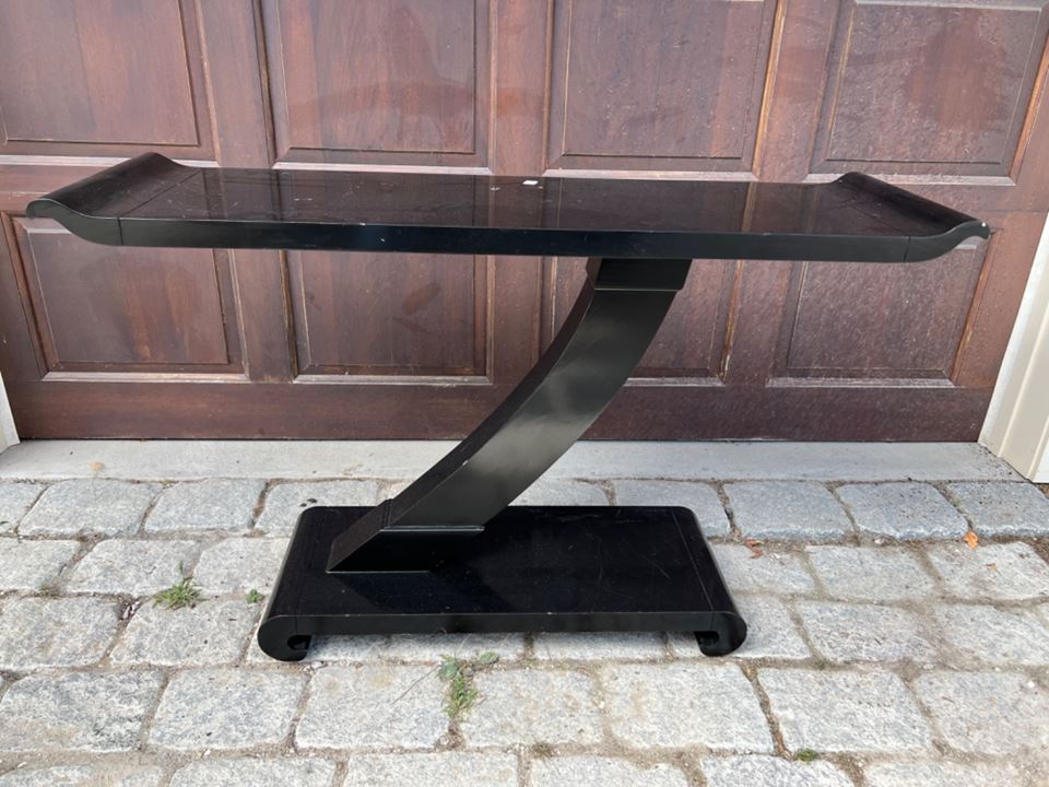 Scraggy Neck Online Auction