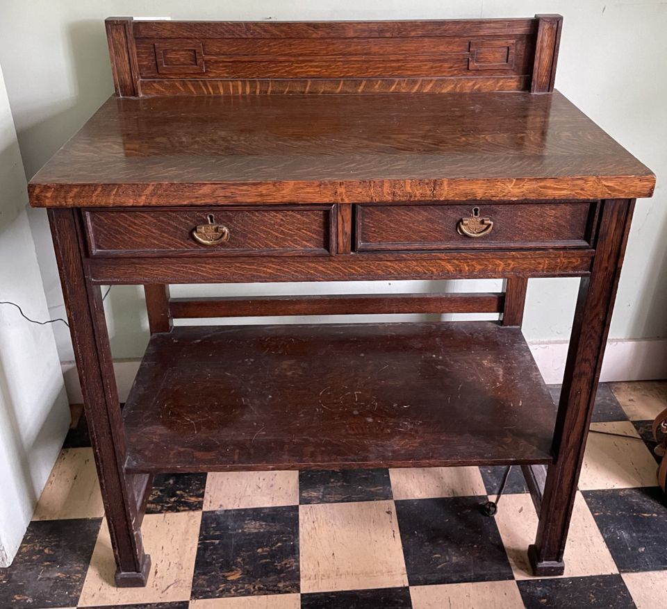 Provincetown Estate Auction - Arts and Crafts Furniture / Art Deco Pottery