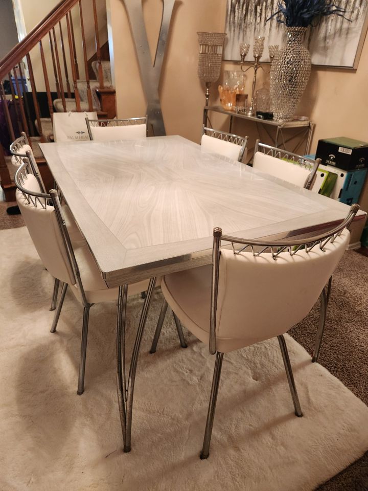 Fairview Heights Estate Auction Mix of Old and New