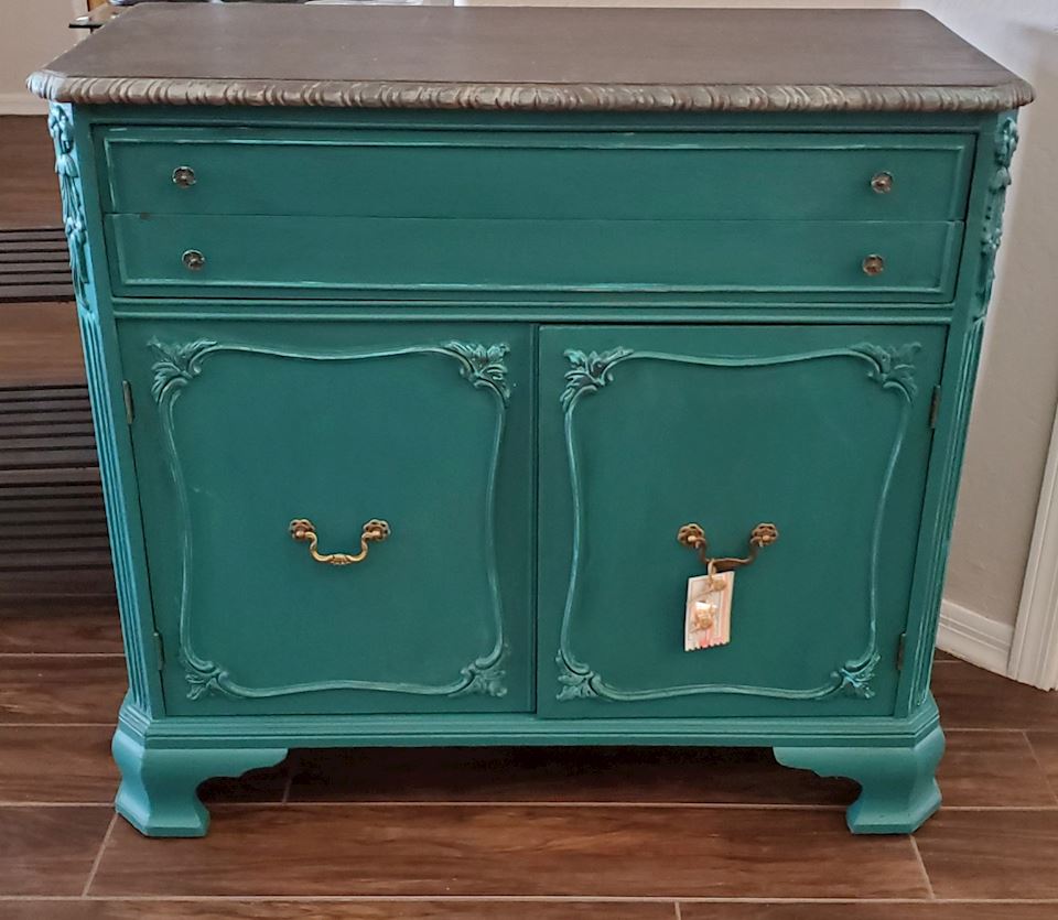 Beautiful High End Furniture/Decor & Collectibles Online Sale