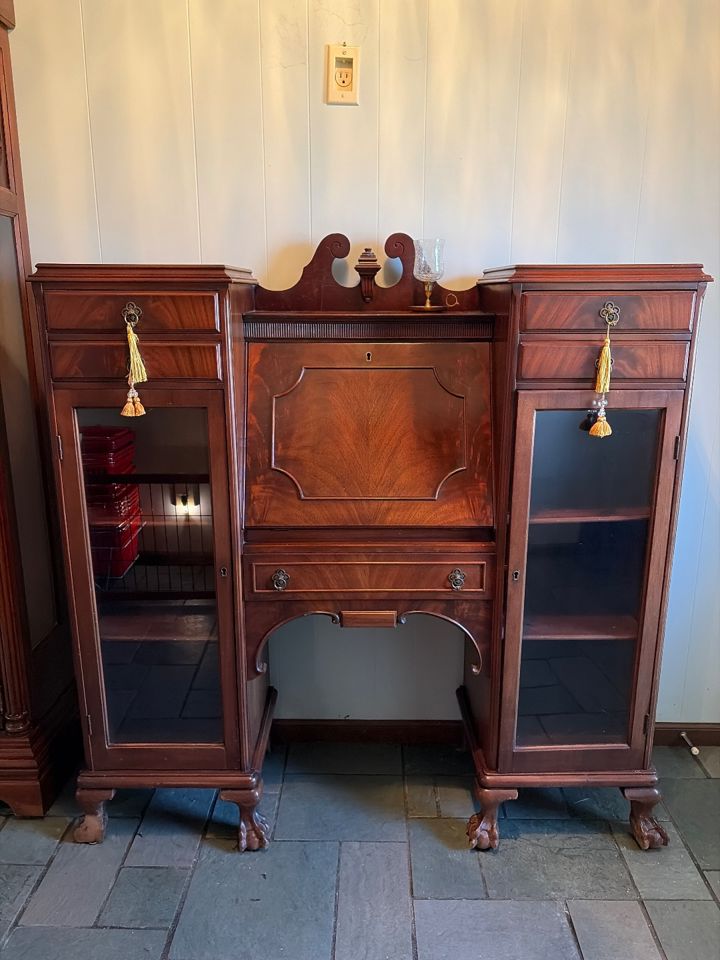 Carol Drive Online Sale