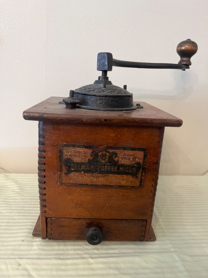 Wildwood Wonders ! Collectable, Rare Finds and Pickers sale of the rest of the homes contents ! 