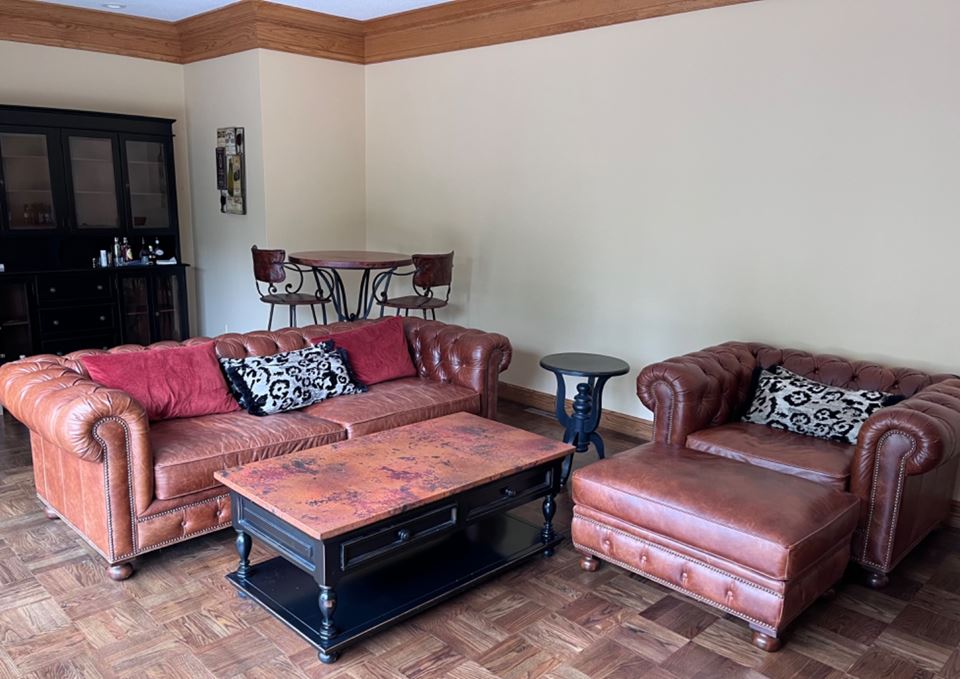 Hiddenworth Fairview Online Auction!