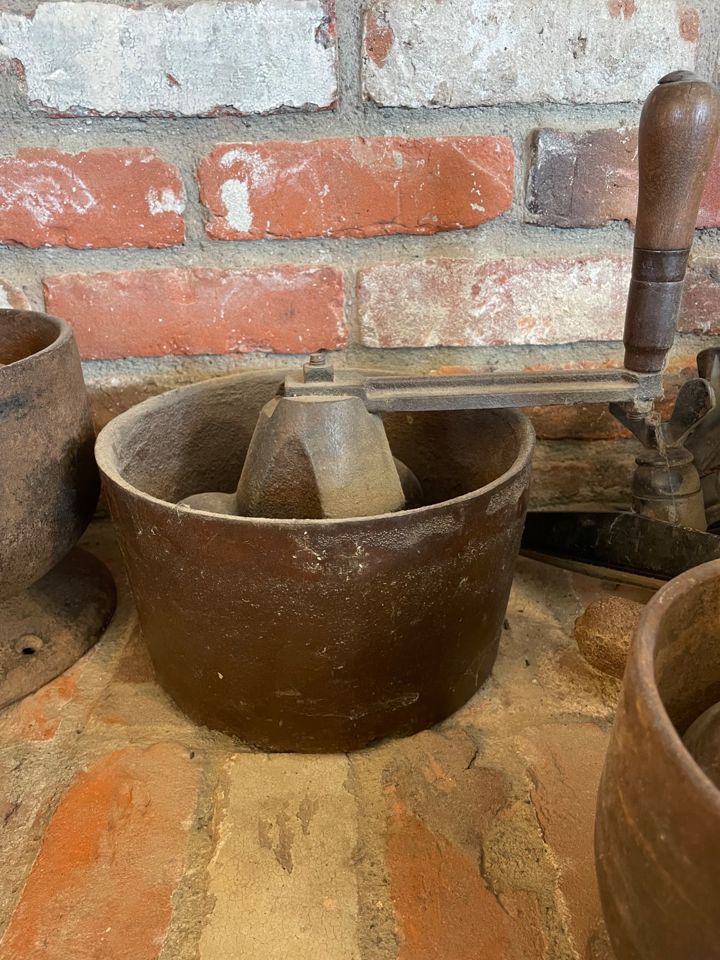 AMAZING ARBUCKLE ESTATE SALE-AUCTION