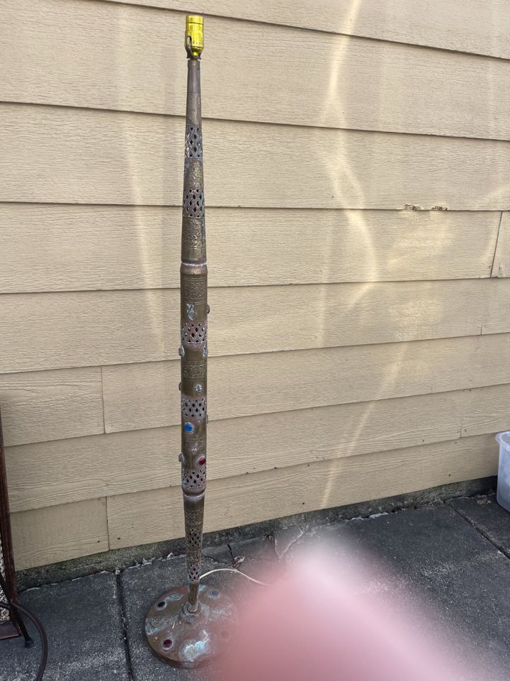 Resellers Dream!  Everything starts at $1 - online only