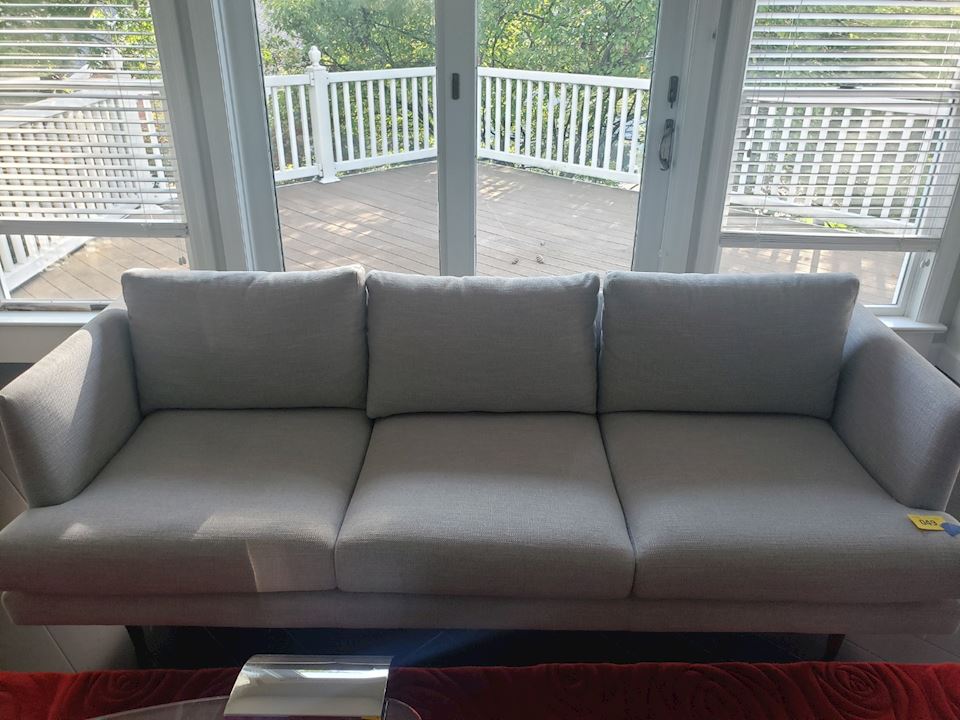 Chesterfield Online Auction