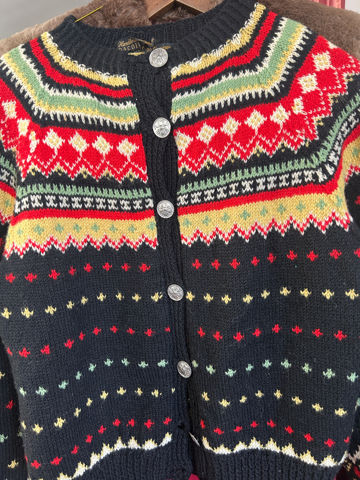 DEUXIEME CLASSE - argue HandKnitting Cardigan Rurumama Nekoma_Uniform_Cardigan_2.jpg?