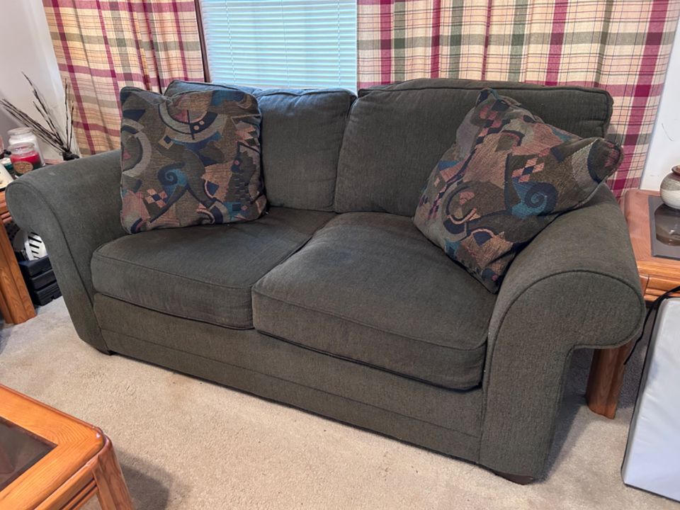 Carmen Online Estate Sale