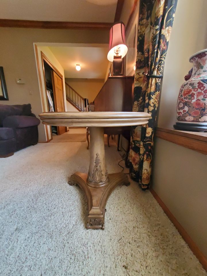 Greendale Estate Sale Furniture, Art, Clothing, Vintage & Collectibles
