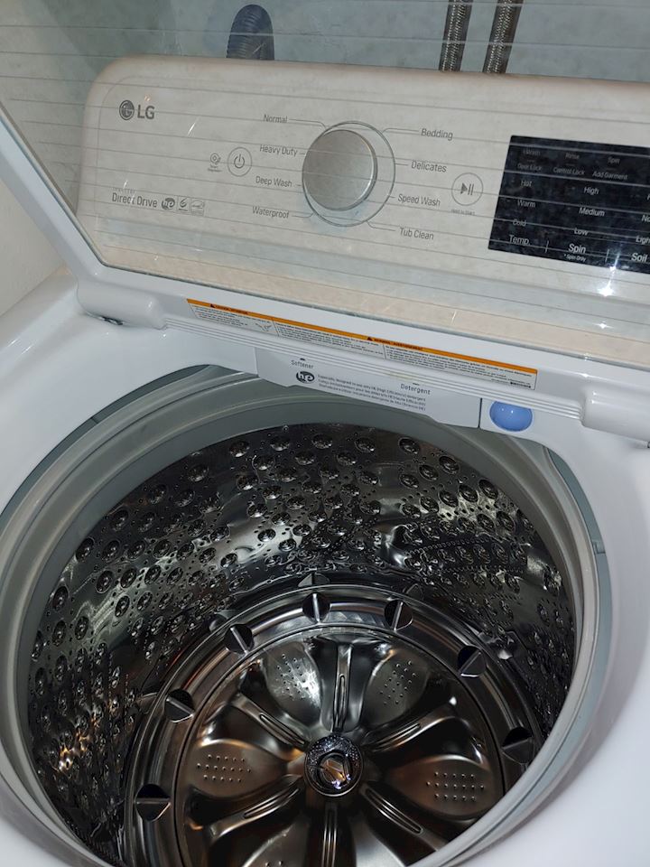 Palm Harbor 2 Bedroom Condo Estate Sale