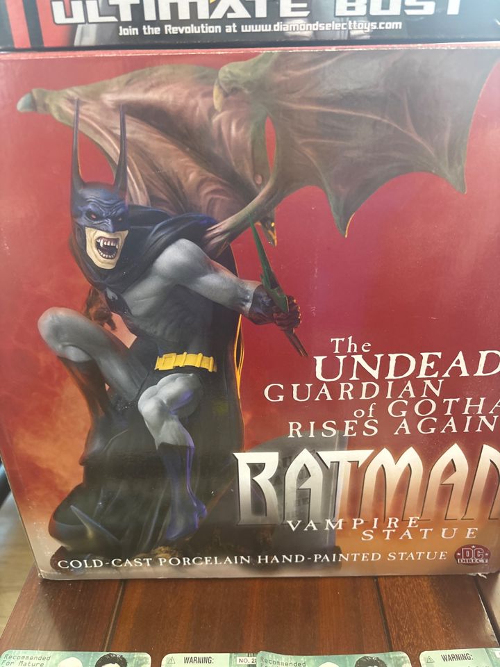     Bonita Life Co. Vintage & Collectibles Auction