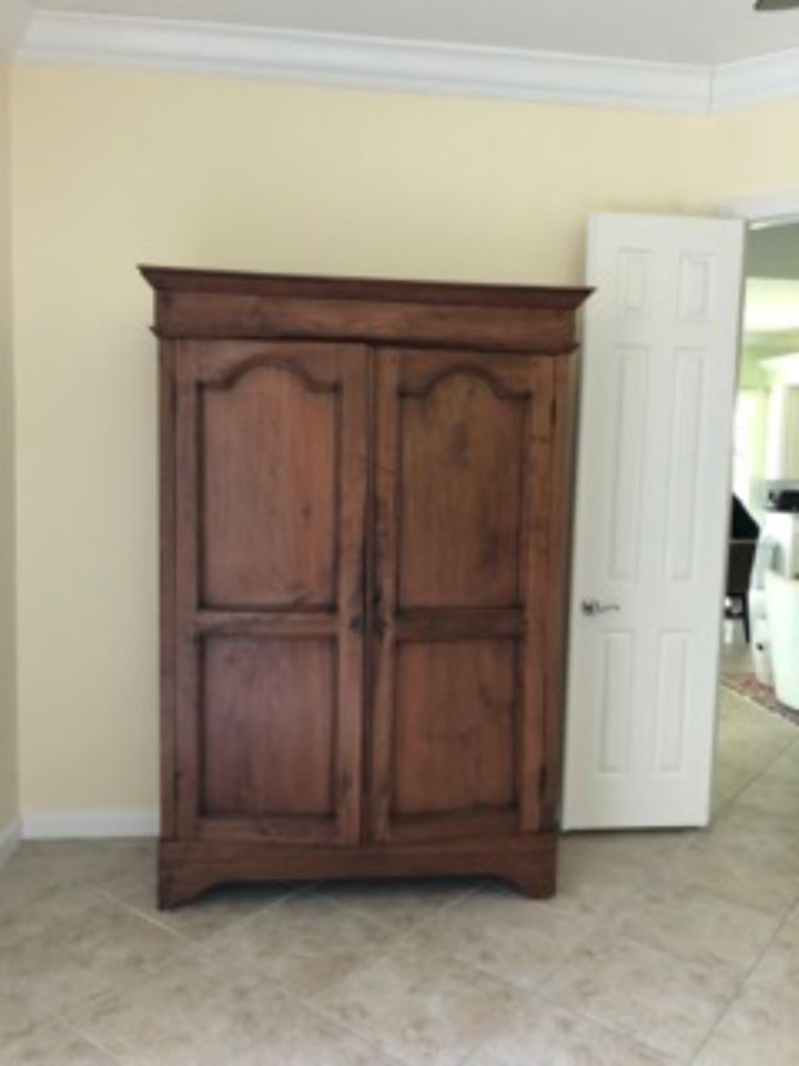 Mid Century Modern Pieces, Farmhouse style furniture, Italian furnishings, exceptional choices!