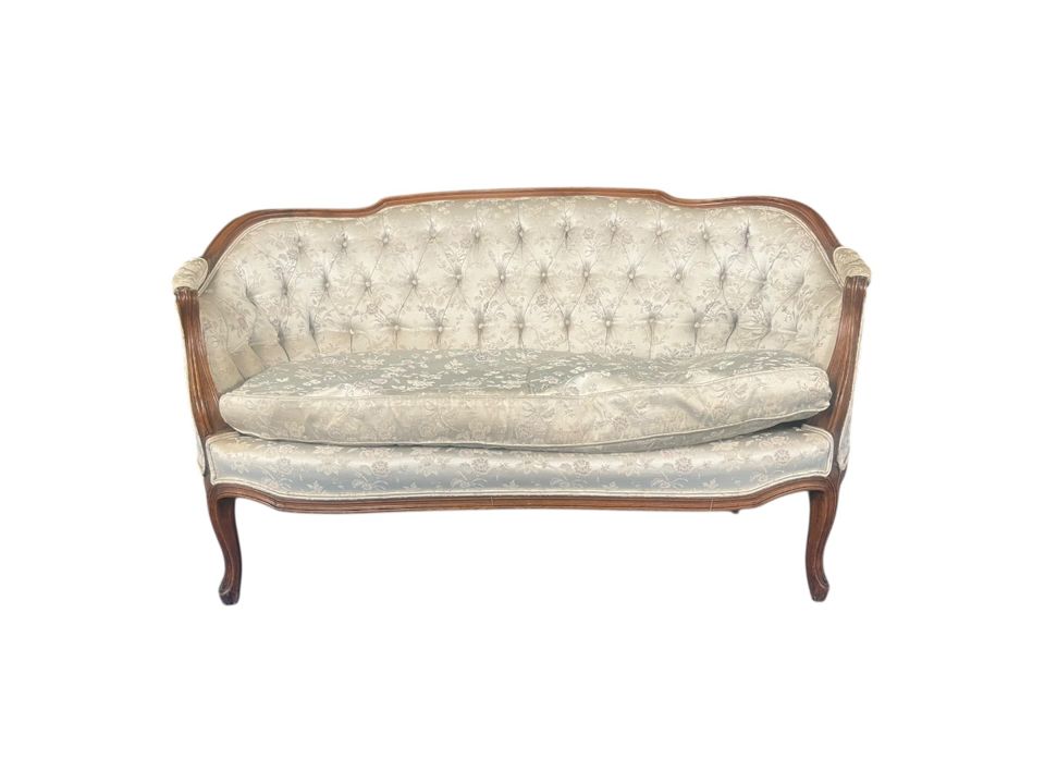 An Elegant Mix of Timeless Style and Nostalgic Charm- Something for every Collector and Decorator