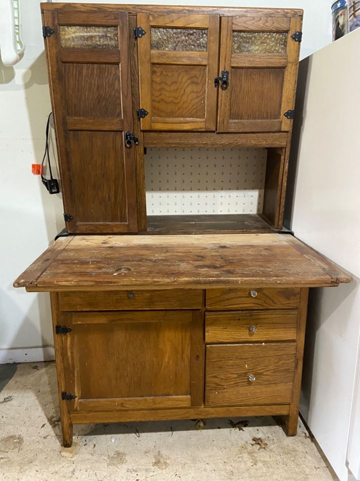 Chesterfield Treasures Online Auction