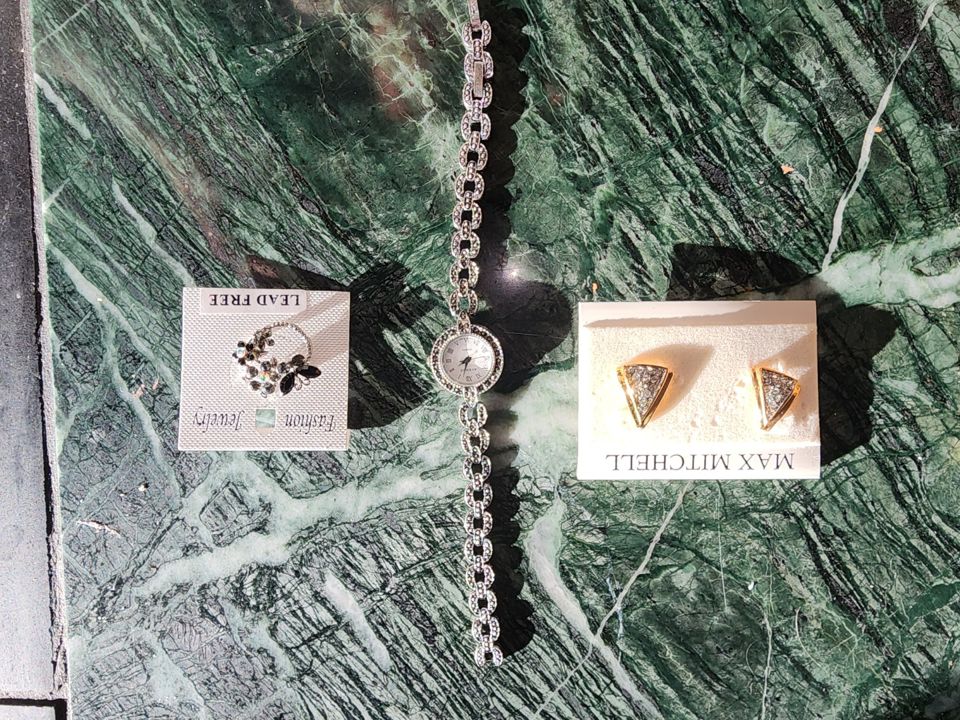 Authentic Auctions and Estate of MN Jewelry and Fashion Sale