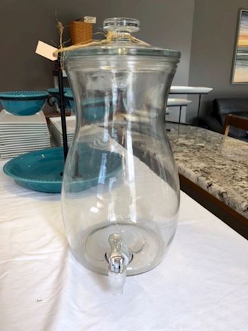 Glass beverage server