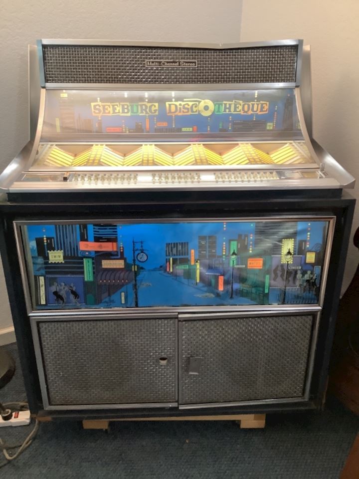 Whidbey Auction Vintage, Tools, Stereo & More