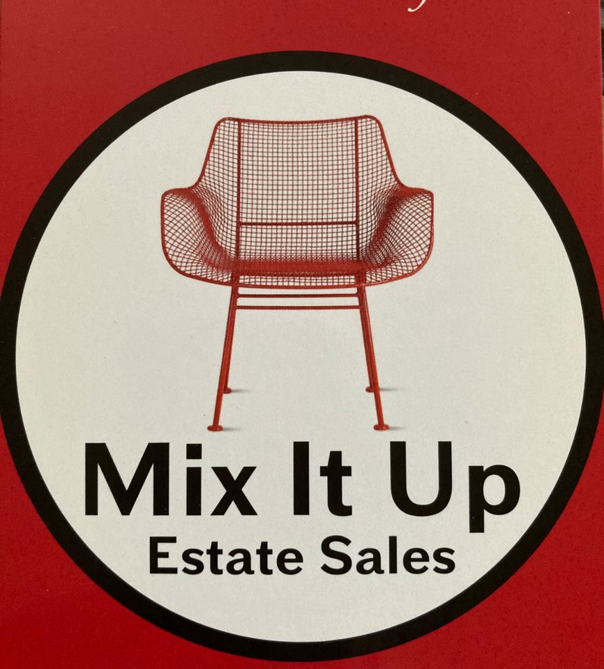 Room & Board, Crate & Barrel  in Oak Park ONLINE