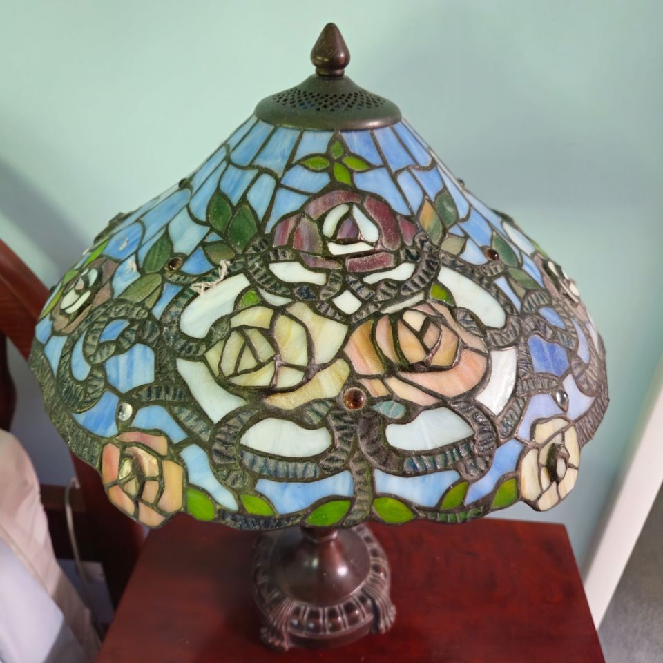 BUY ONLINE  -Unique lamps, Patio sets, antique buffet, piano - Livonia