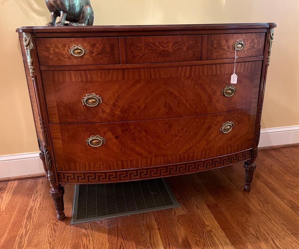 Carolina Charm Moving Sale