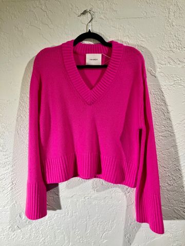 Lisa Yang Pink Cashmere Sweater MHE98 bidding ends 4/26 Lisa Yang Pink Cashmere Sweater MHE98 bidding ends 4/26