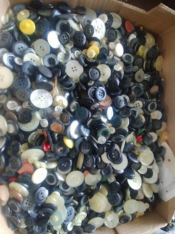 TONS AND TONS OF BUTTONS