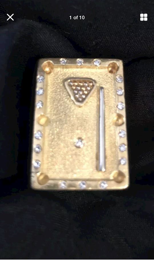 Custom made original 24.6 grams 18 K Gold Billiard Ring with 19 Diamonds 