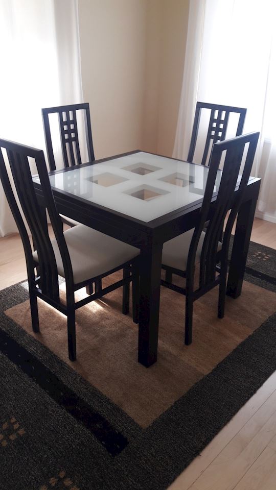 Simple & Clean & A Little In between 