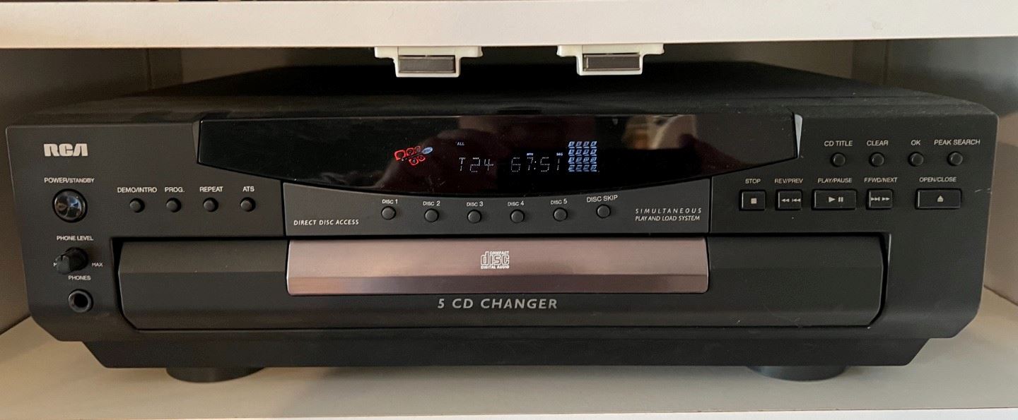 RCA 5 CD Changer Model #RP8085 bidding ends 2/24 $5.00 | EstateSales.NET