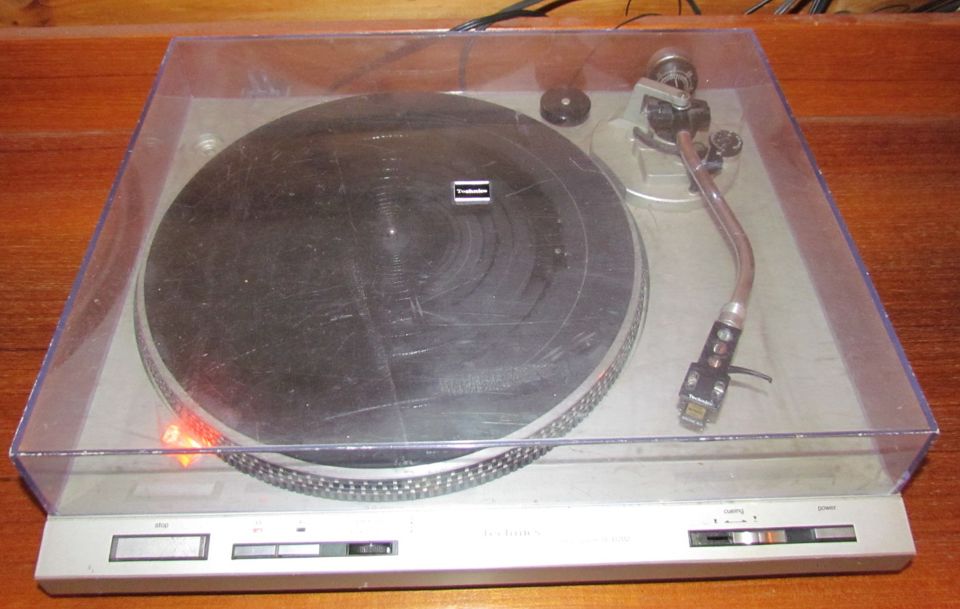 West Harwich Estate Auction with Antiques and Audio Equipment