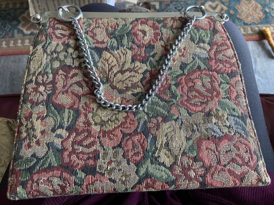 Consignment Auction—No Buyer Premium 