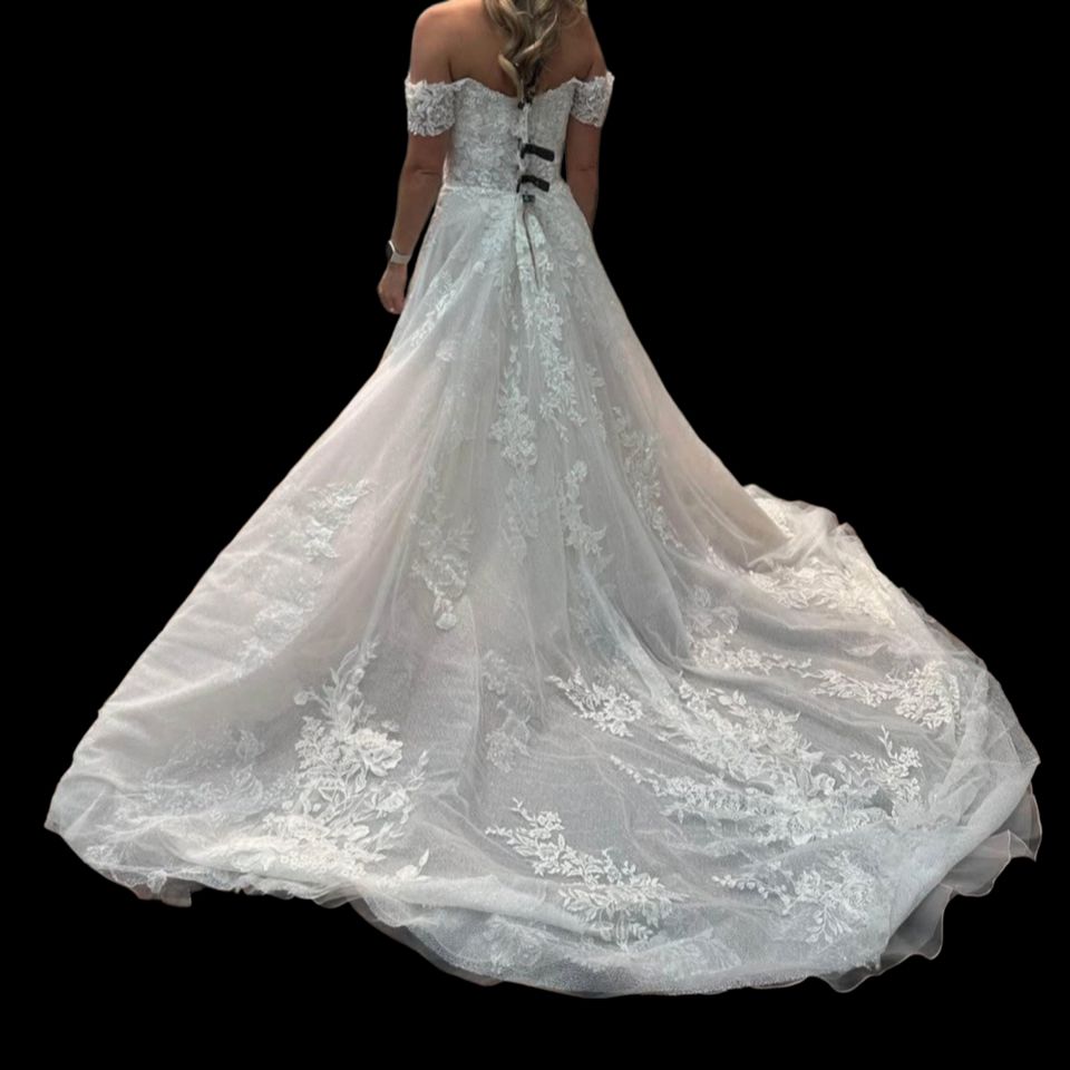 Eclectic Collective-Art, Furniture, and more