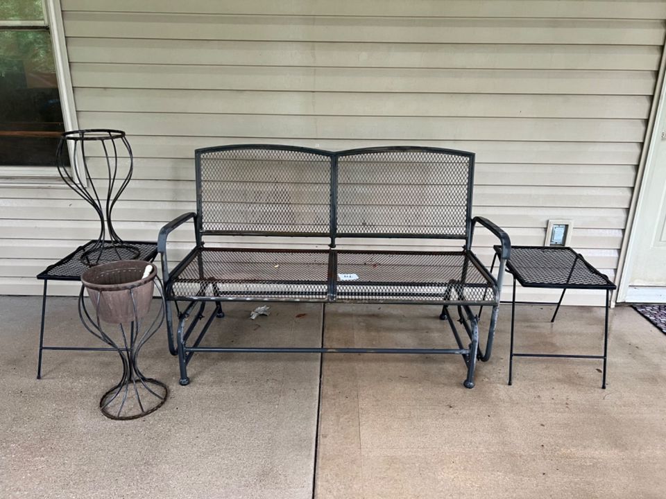 AWESOME Newer home full of Furniture, collectibles and more ONLINE AUCTION by MoMo Estate Sales