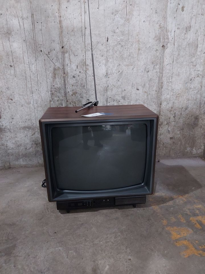 Maplewood Warehouse Basement Closeout