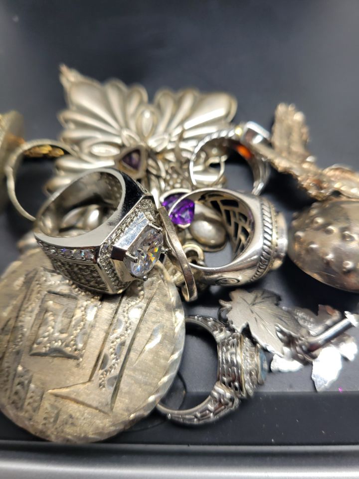Mixed Fashioned Jewelry Lots , supplies, Vintage to Now